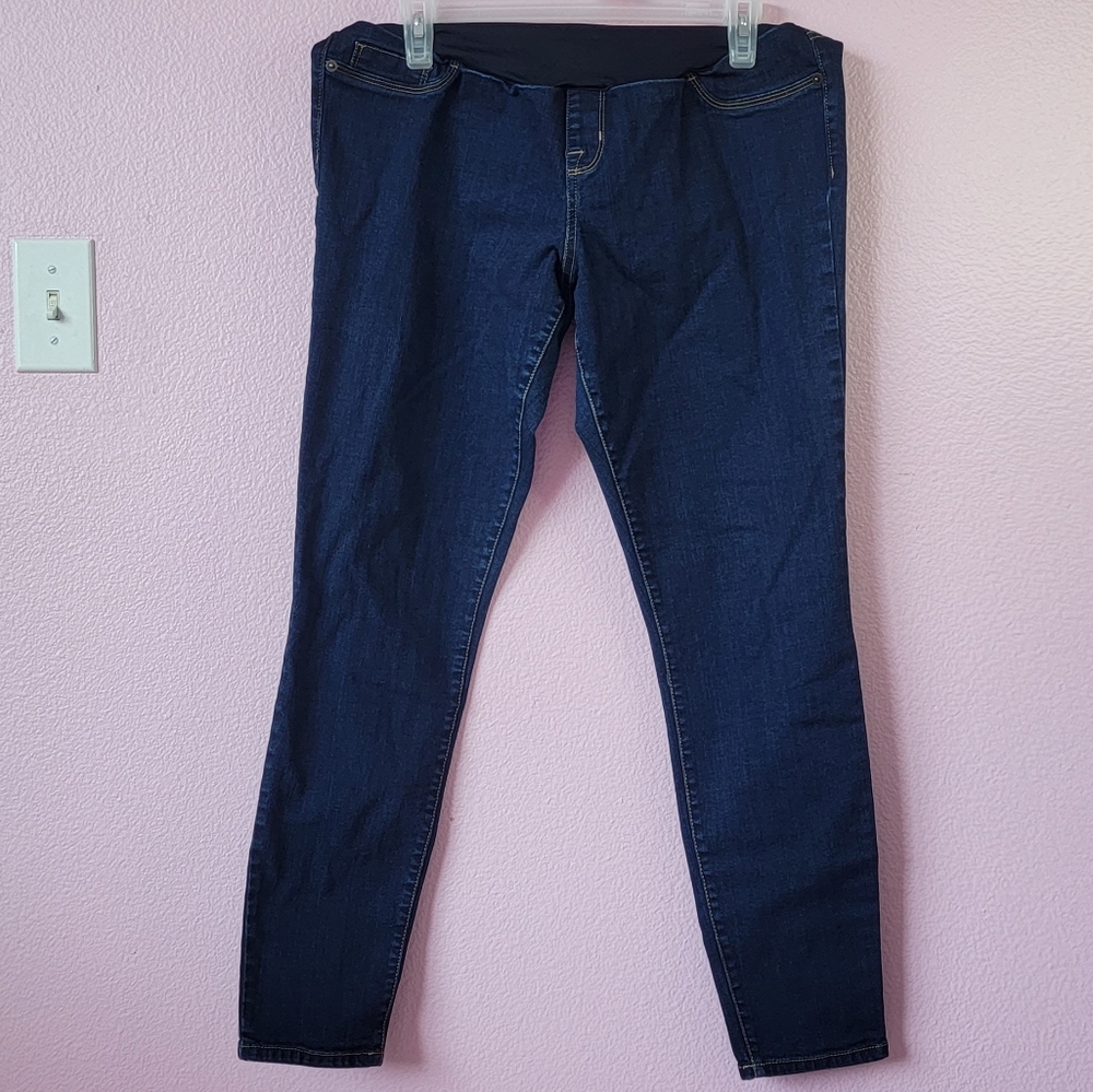 Liz Lange Maternity Jegging/ M.